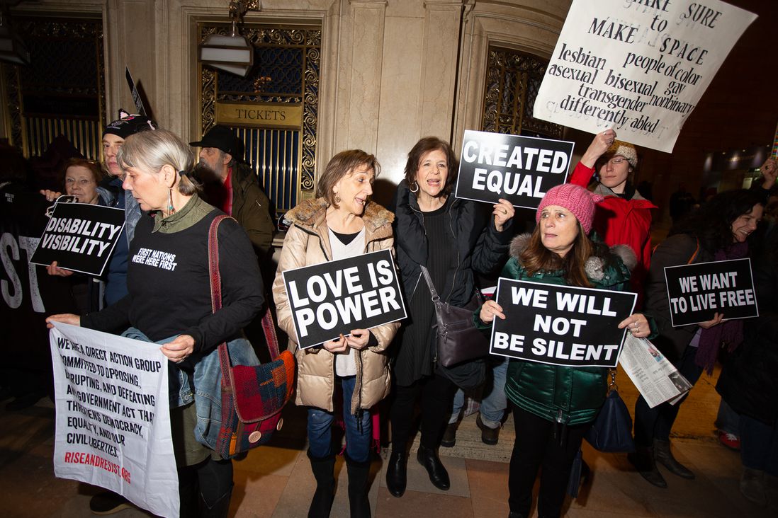 At the Non-March for Disabled Women in Grand Central Terminal (<a href="https://www.gretchenrobinette.com/">Gretchen Robinette</a> / Gothamist)